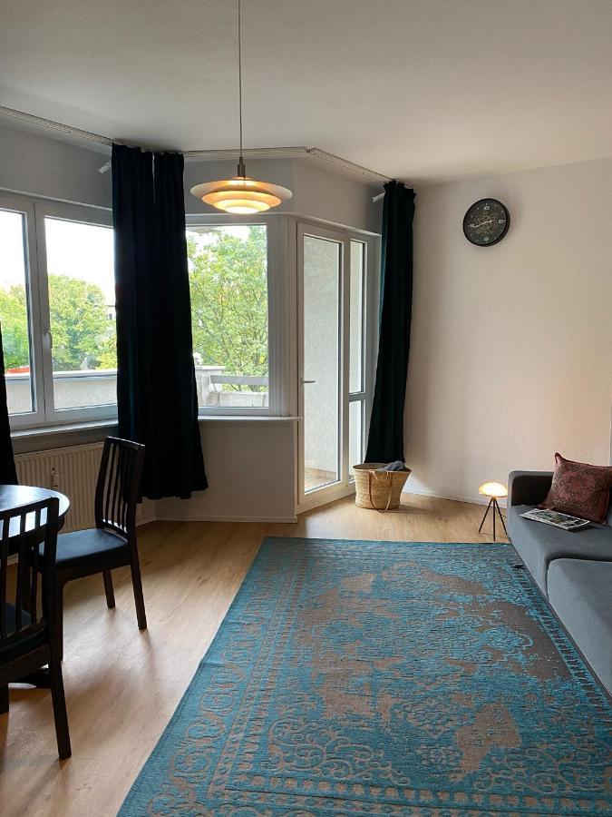 Beautiful With Balcony Apartamento Berlín