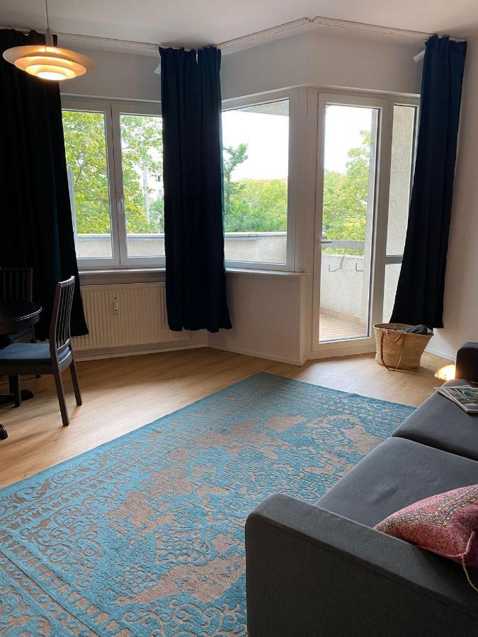 Beautiful With Balcony Appartement *